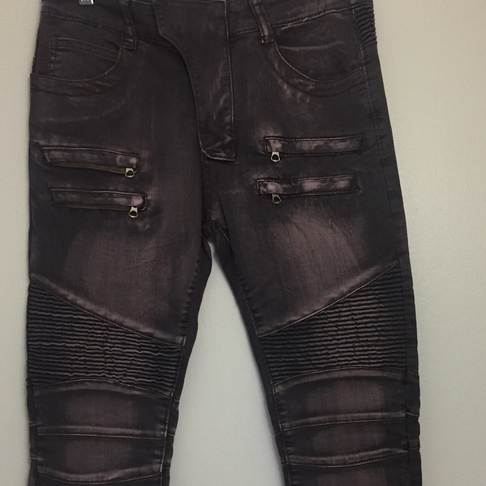Brand new and never worn, & wrong size